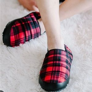 THE NORTH FACE ThermoBall™ Traction WaResistant Slipper NWOT